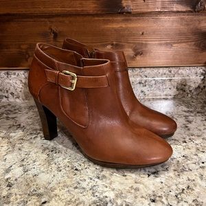 Lauren by Ralph Lauren Heeled Booties size 9.5 ladies